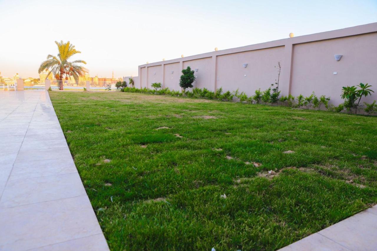 Royal Nile Villa - Pool View Apartment 1 Луксор Екстер'єр фото