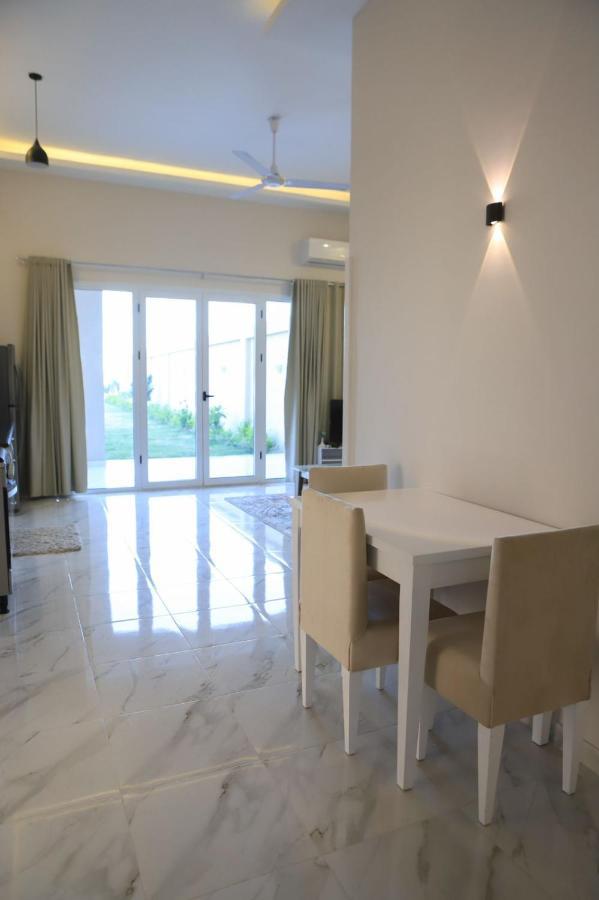Royal Nile Villa - Pool View Apartment 1 Луксор Екстер'єр фото