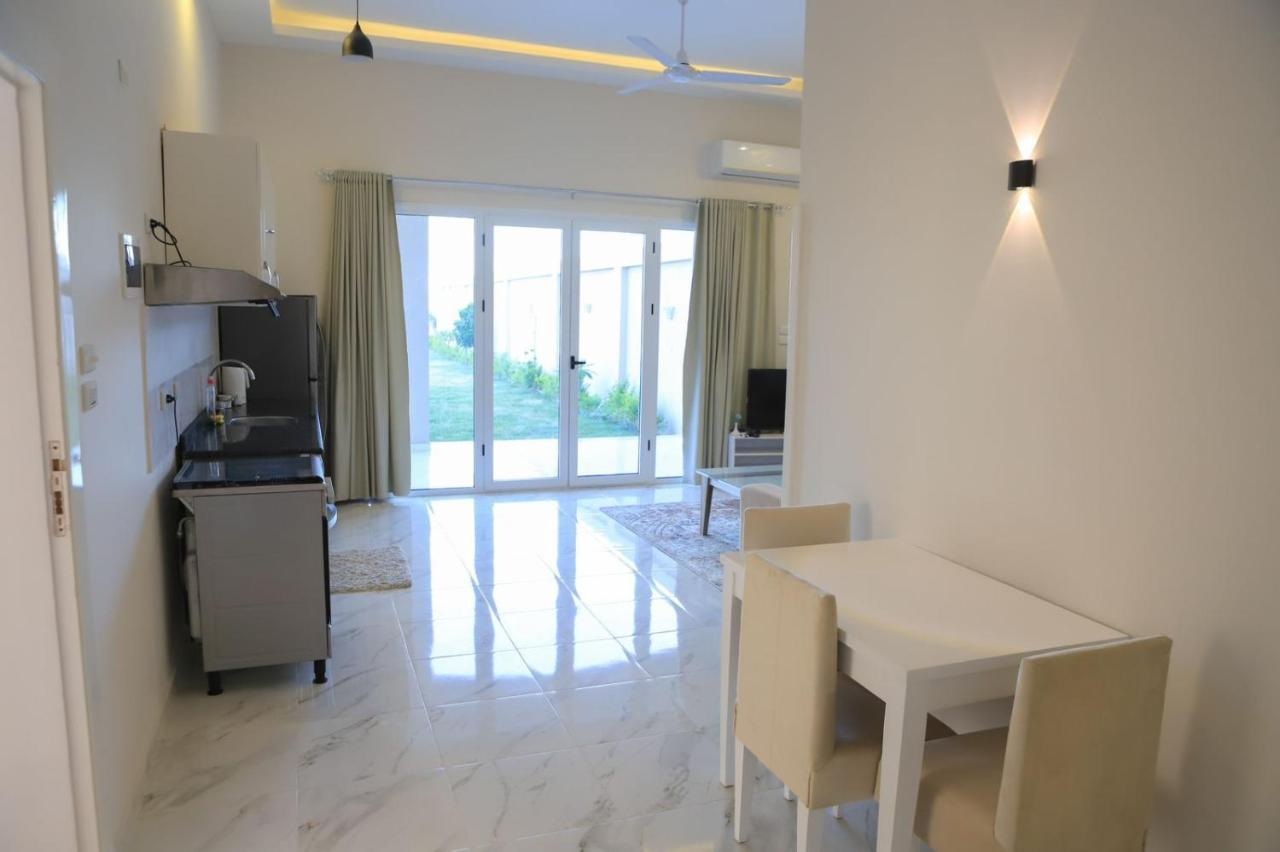 Royal Nile Villa - Pool View Apartment 1 Луксор Екстер'єр фото