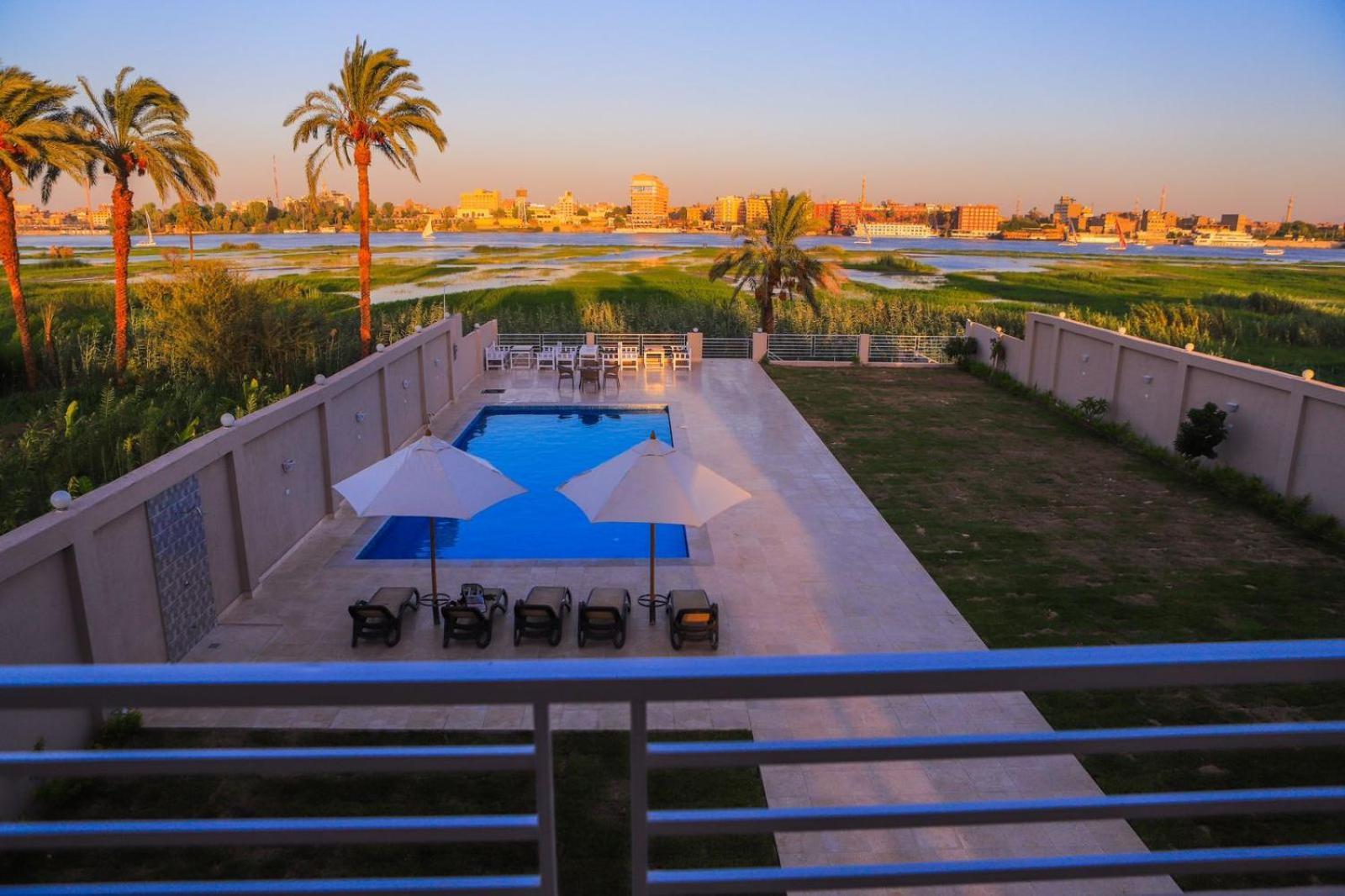 Royal Nile Villa - Pool View Apartment 1 Луксор Екстер'єр фото